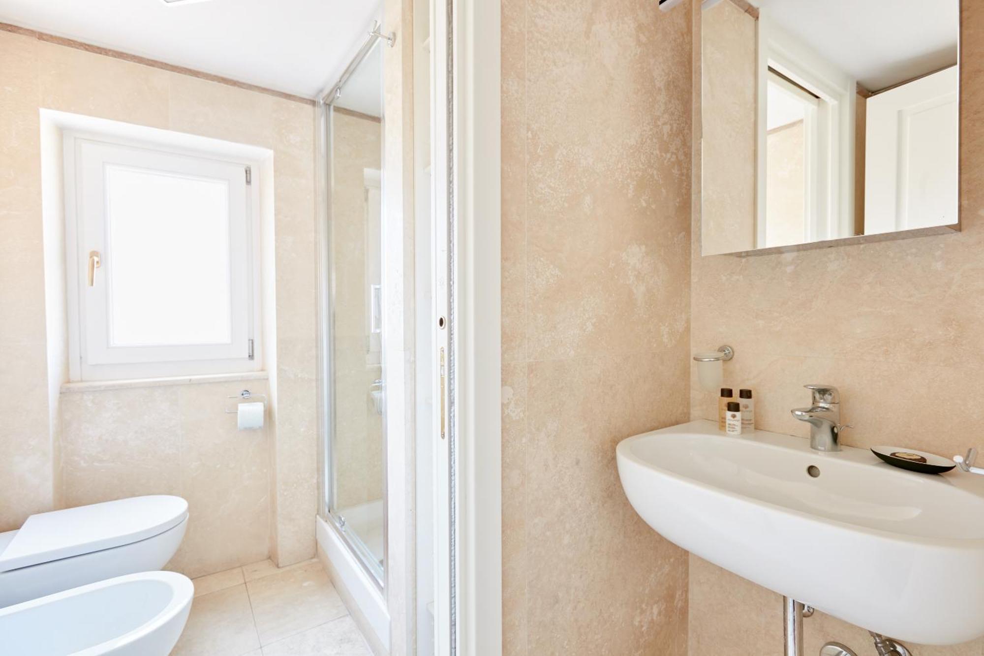 Sonder Montevecchio Aparthotel Rome Room photo